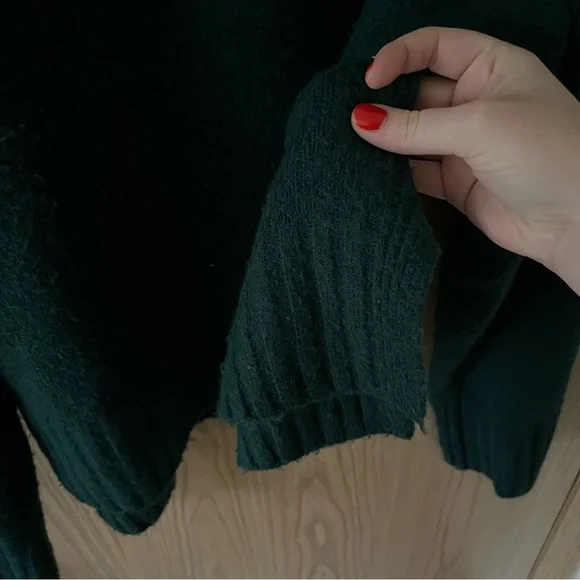 Teal Green Soft Mock Neck Sweater Dip - Picture 5 of 8